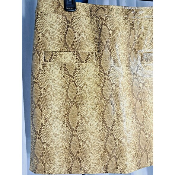 Honey Punch Gold Snake Print Faux Leather Zip Mini Skirt Womens Large - Picture 6 of 9